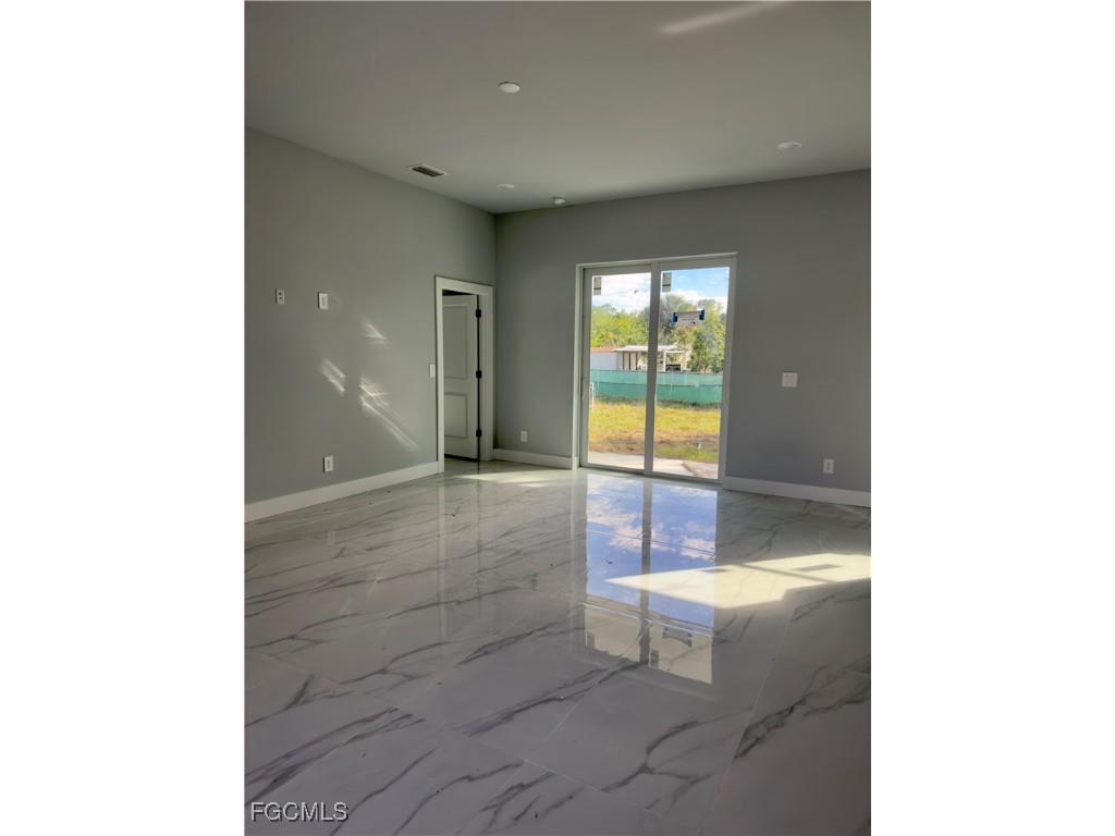 748 Chestnut Street E Lehigh Acres FL 33974 2025023483 image7