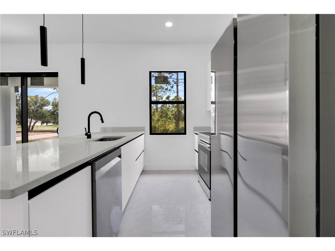 748 Colyer Street E Lehigh Acres FL 33974 226006230 image8