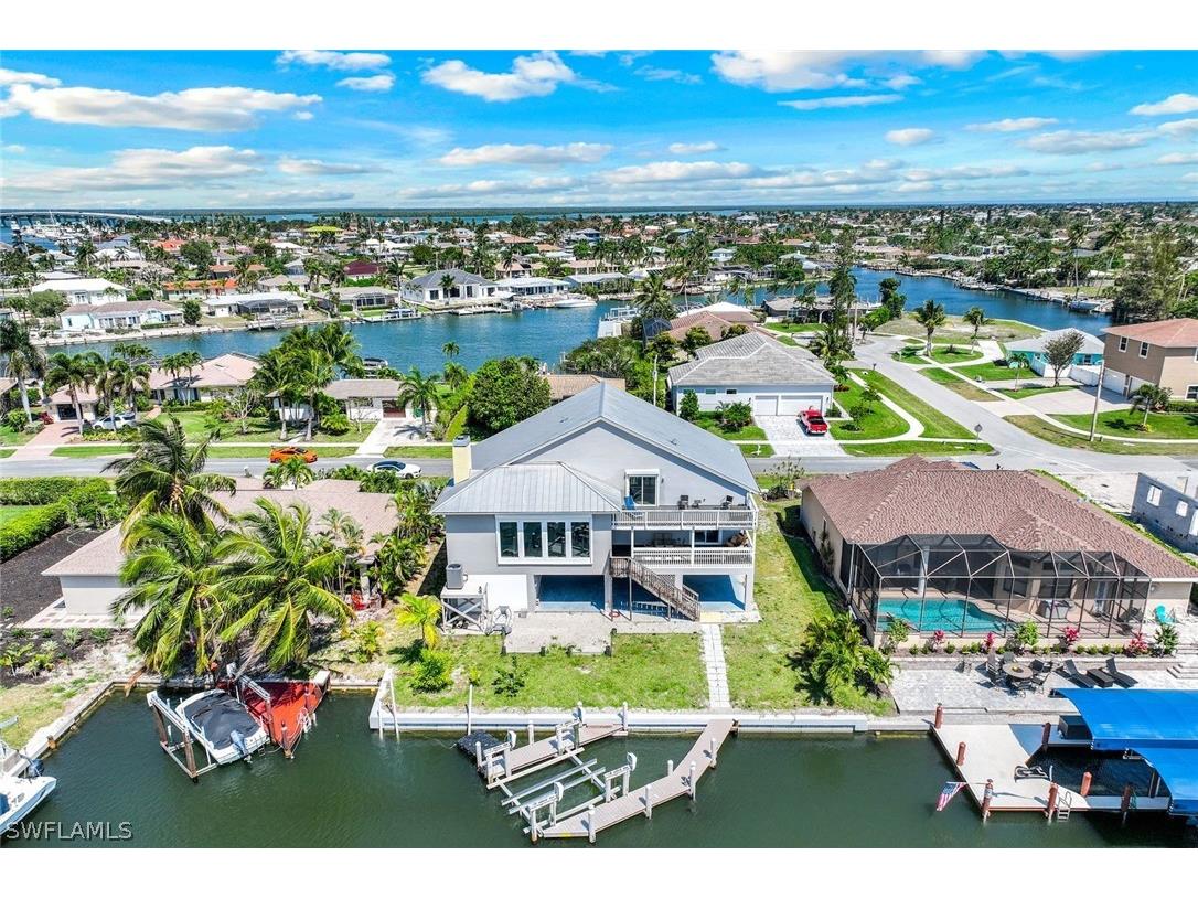 748 Rose Court Marco Island FL 34145 224033930 image1