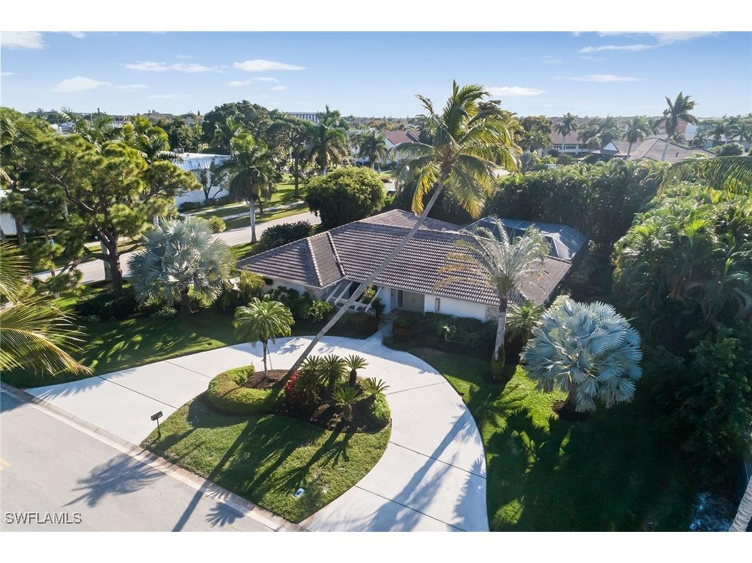 748 Willowhead Drive Naples FL 34103 226002238 image1