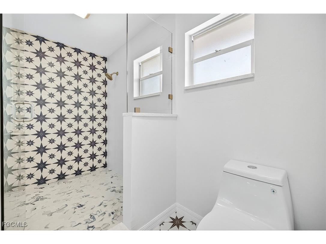 748 Windlass Way Sanibel FL 33957 2025017138 image32