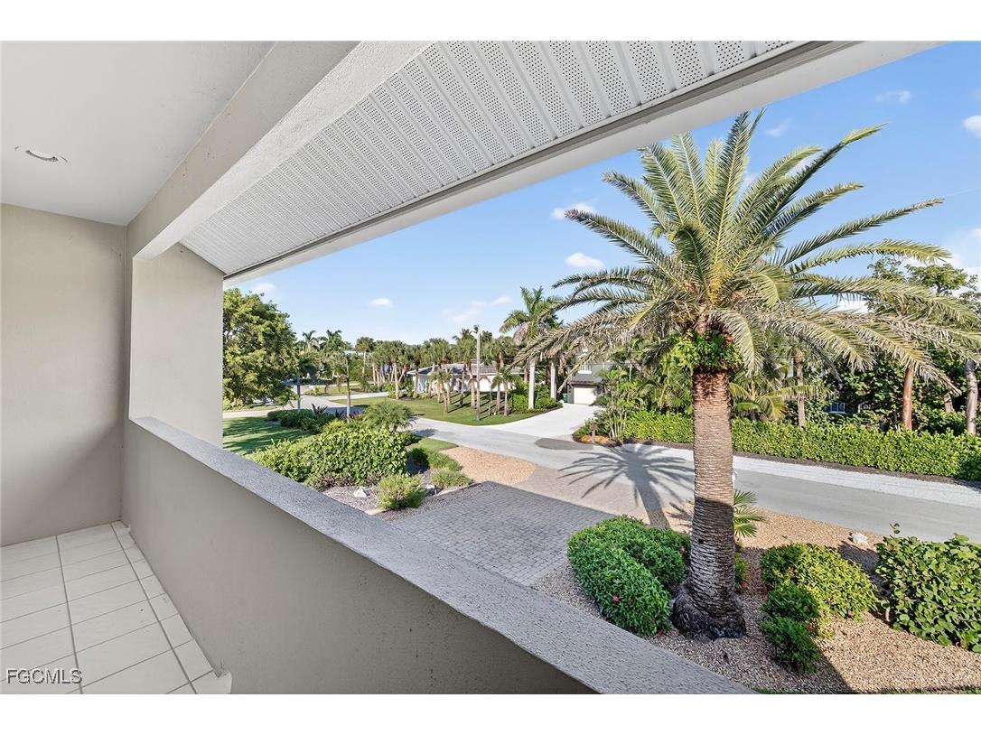 748 Windlass Way Sanibel FL 33957 2025017138 image34