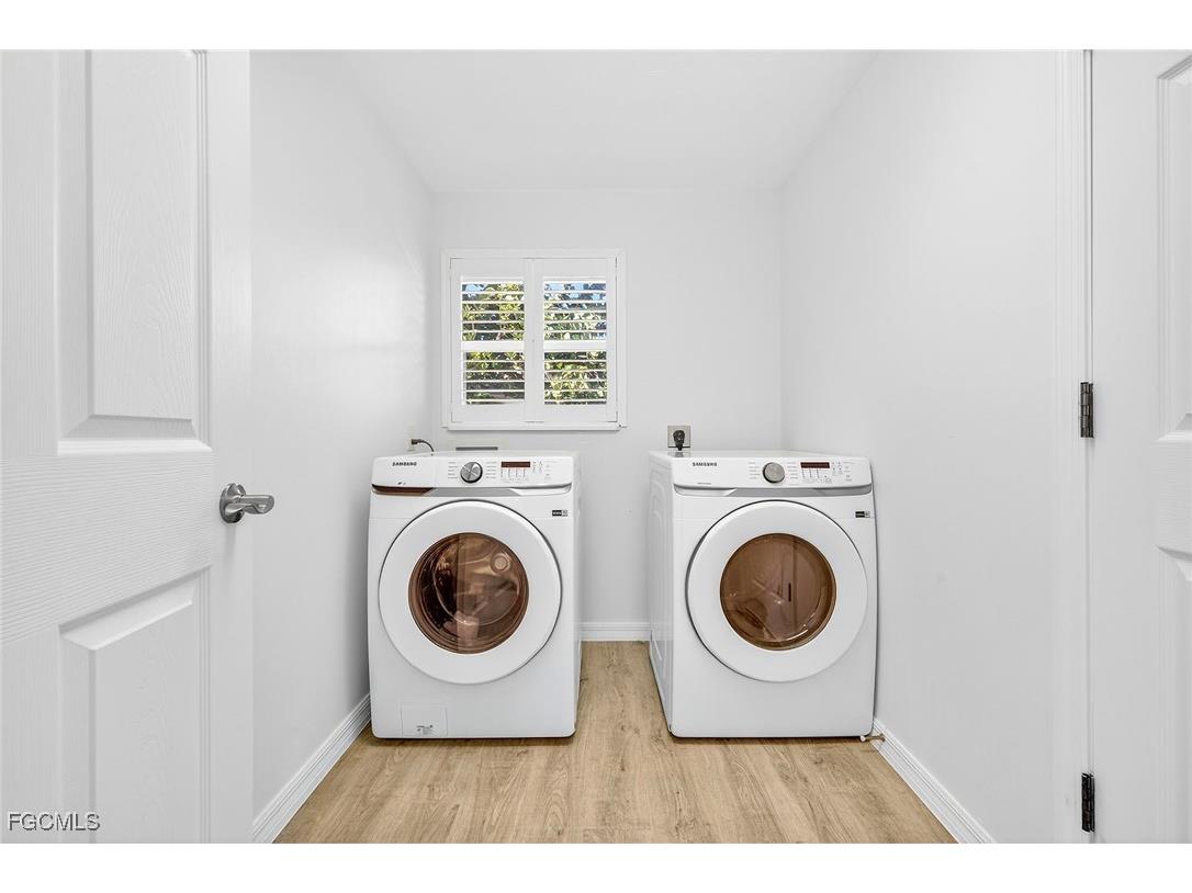 748 Windlass Way Sanibel FL 33957 2025017138 image35