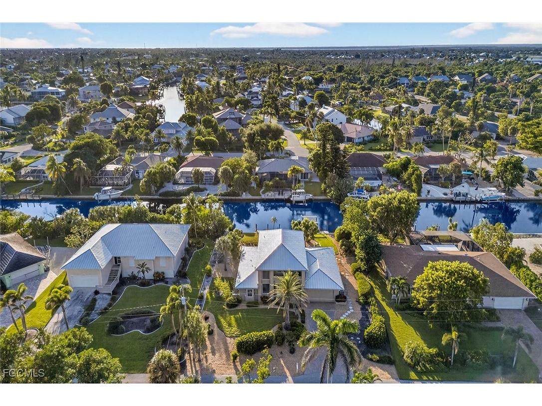 748 Windlass Way Sanibel FL 33957 2025017138 image45