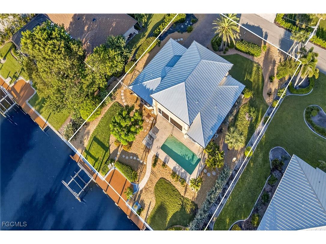 748 Windlass Way Sanibel FL 33957 2025017138 image49