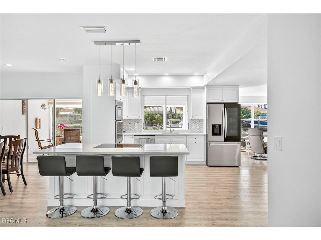 748 Windlass Way Sanibel FL 33957 2025017138 image7