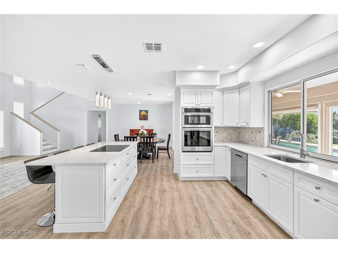 748 Windlass Way Sanibel FL 33957 2025017138 image9