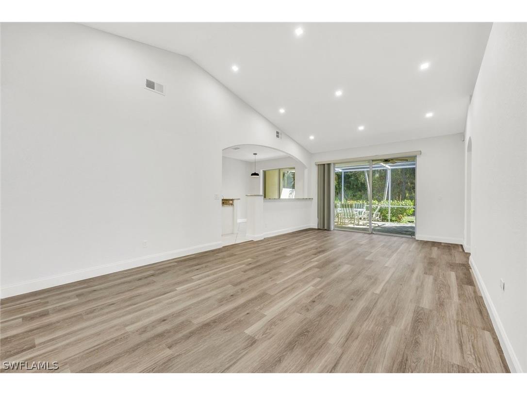 7488 Berkshire Pines Drive Naples FL 34104 226006771 image4