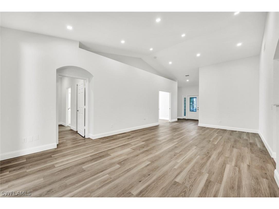 7488 Berkshire Pines Drive Naples FL 34104 226006771 image7