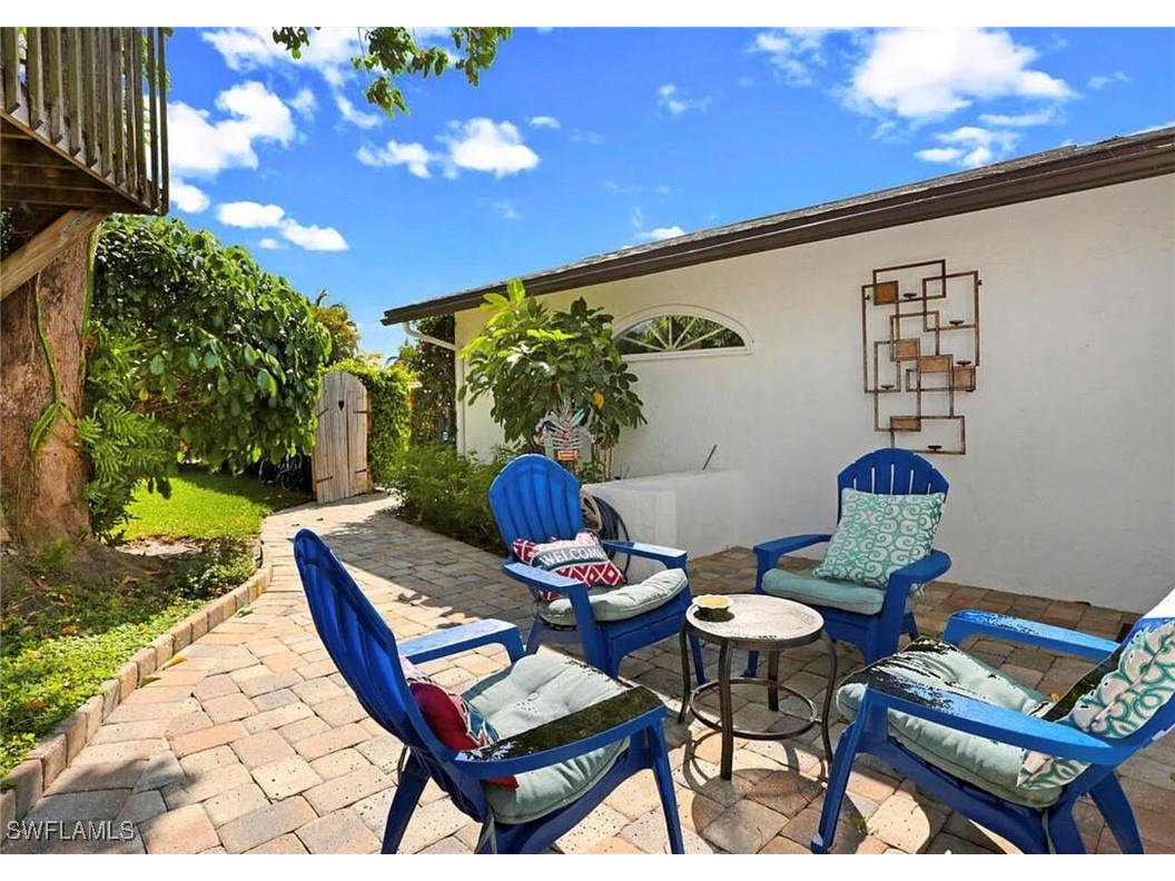 749 105th Avenue N Naples FL 34108 225084243 image4