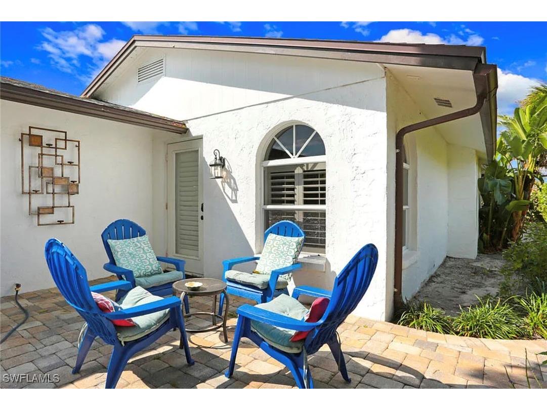 749 105th Avenue N Naples FL 34108 225084243 image5