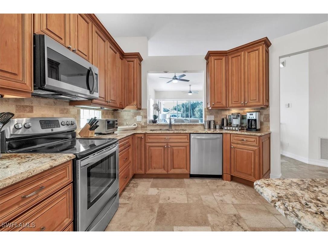 749 Bentwater Circle #101 Naples FL 34108 225076324 image14