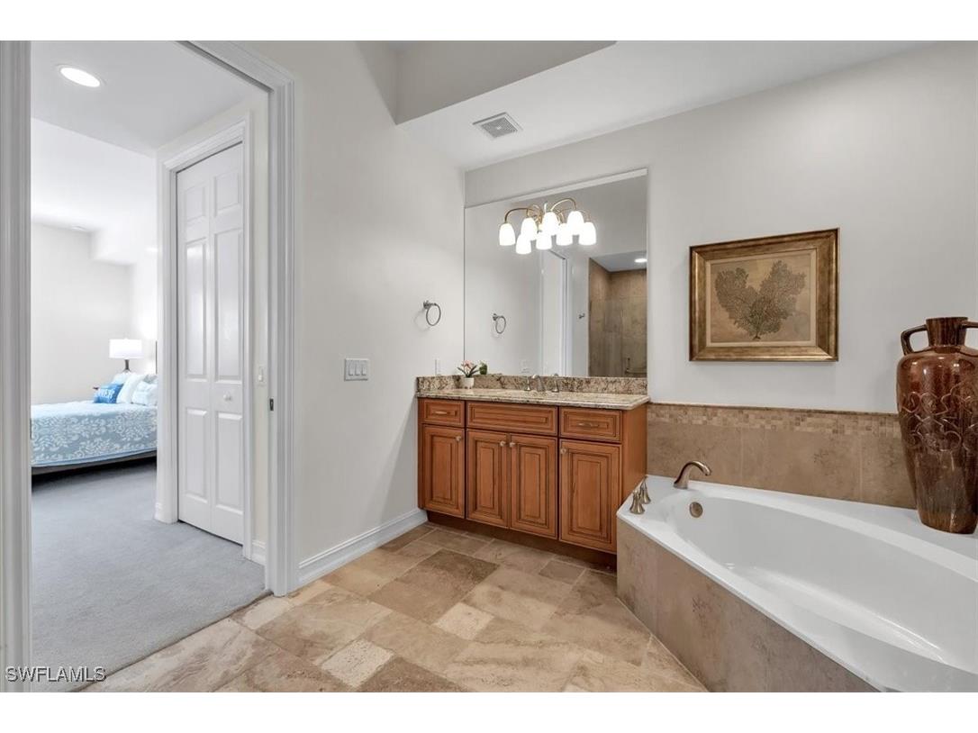749 Bentwater Circle #101 Naples FL 34108 225076324 image24