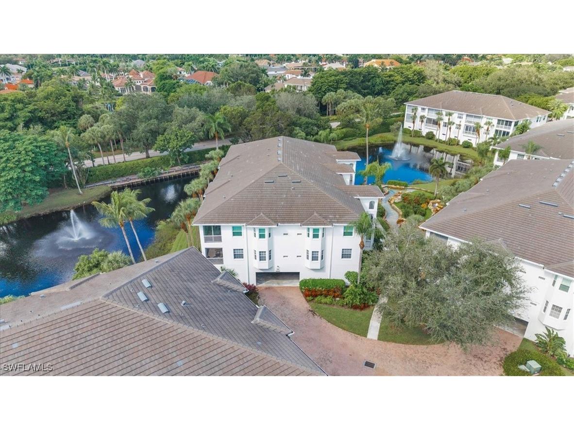 749 Bentwater Circle #101 Naples FL 34108 225076324 image37