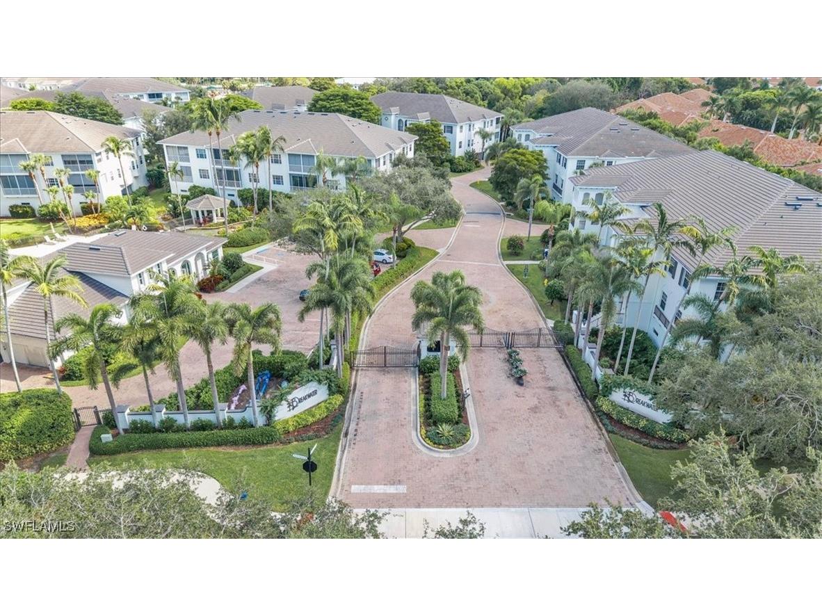 749 Bentwater Circle #101 Naples FL 34108 225076324 image48