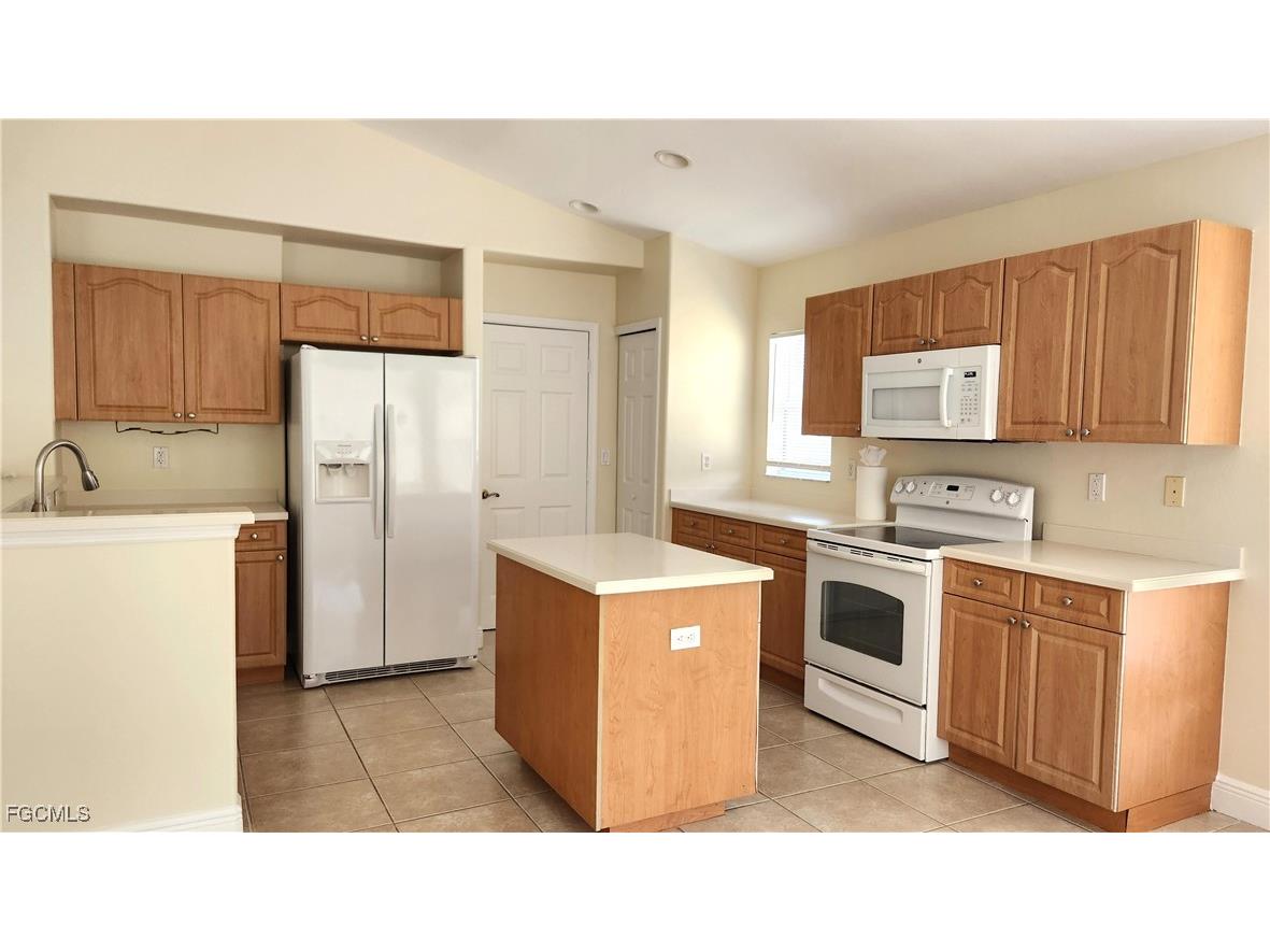 749 Harfleur Court Lehigh Acres FL 33974 2025019047 image32