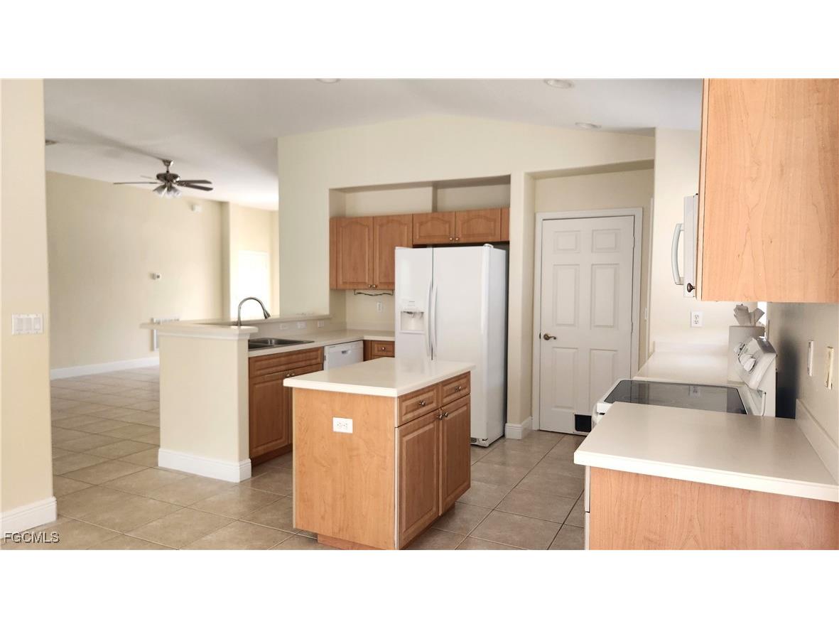 749 Harfleur Court Lehigh Acres FL 33974 2025019047 image33