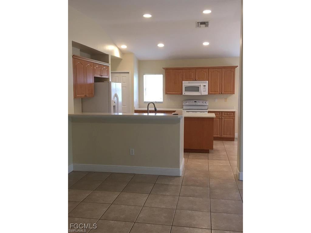 749 Harfleur Court Lehigh Acres FL 33974 2025019047 image4