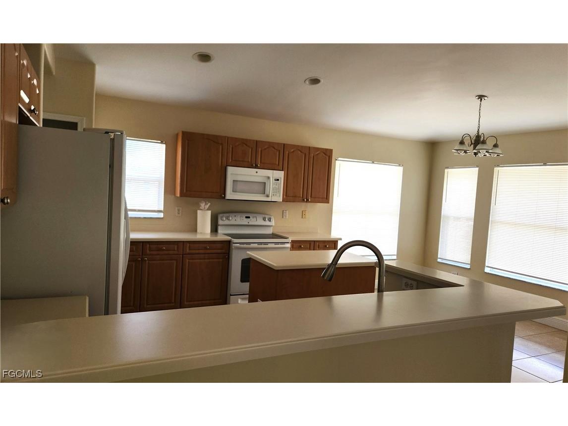 749 Harfleur Court Lehigh Acres FL 33974 2025019047 image6