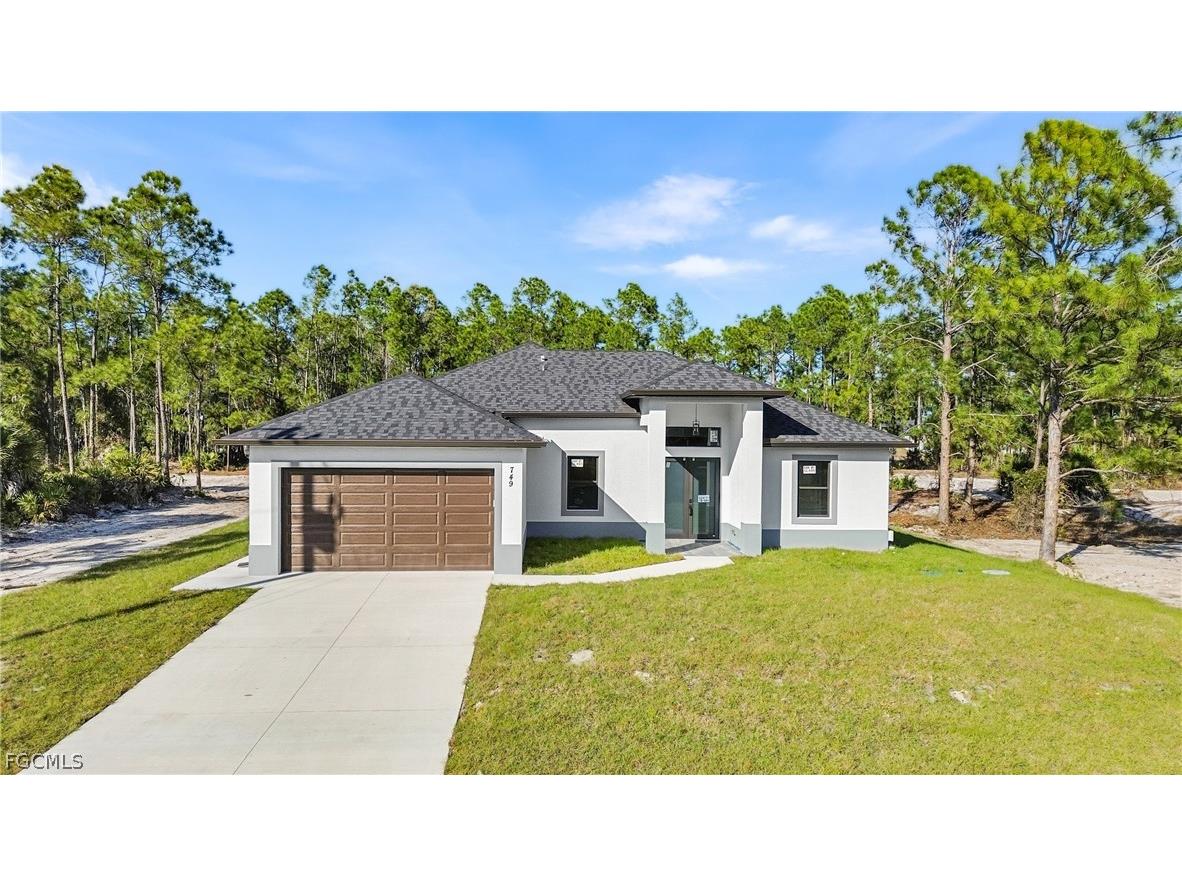749 Langford Street Lehigh Acres FL 33936 2026007705 image2