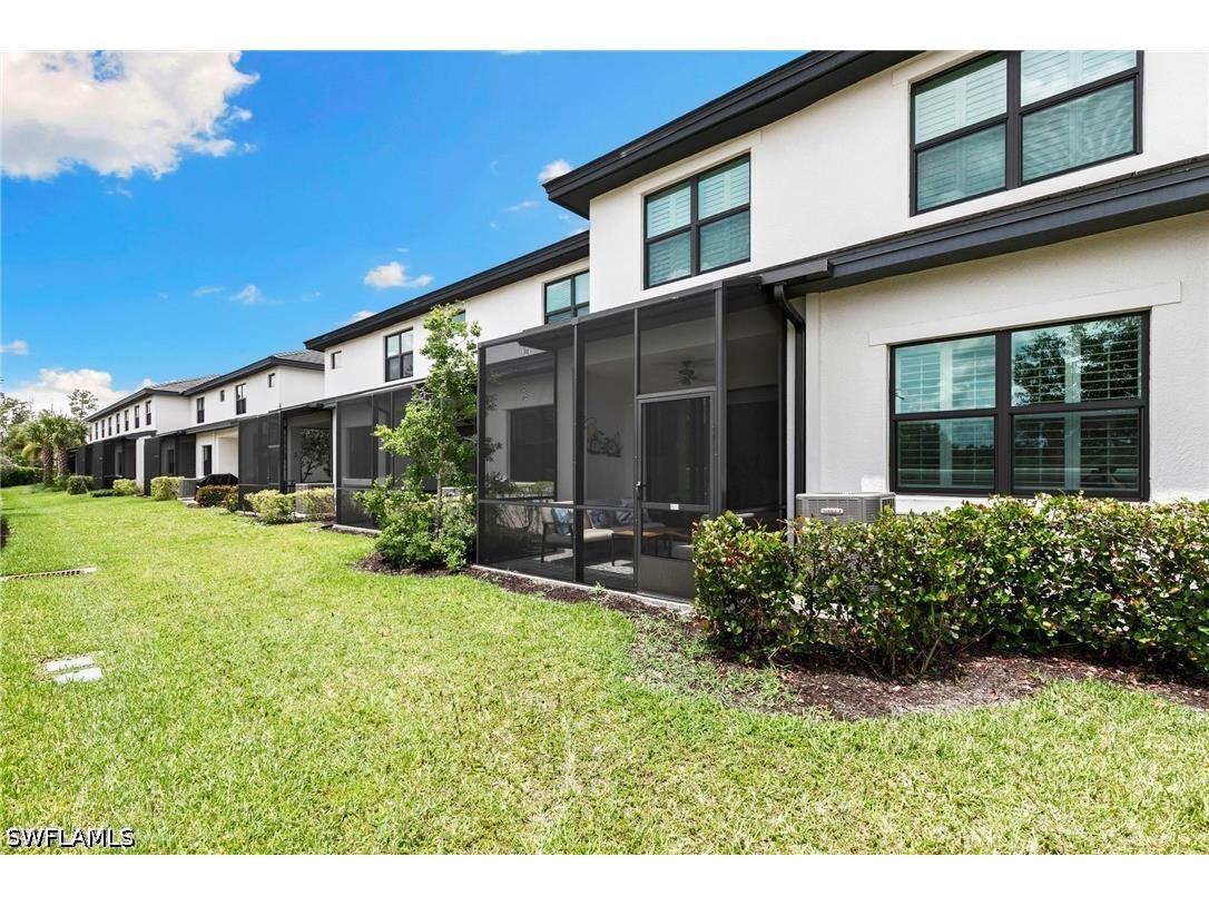 7490 Rockefeller Drive Naples FL 34119 226023028 image23
