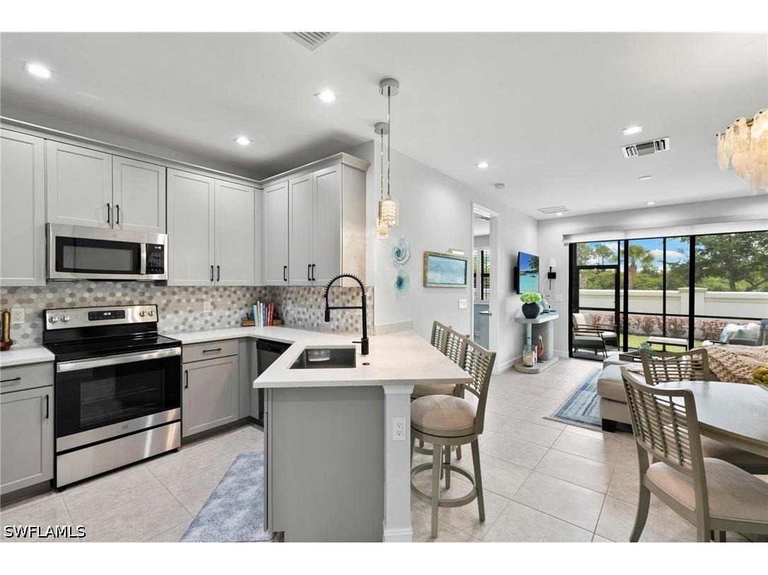 7490 Rockefeller Drive Naples FL 34119 226023028 image4