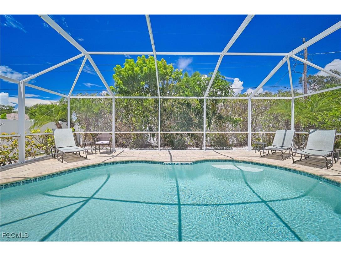 75 3rd Street Bonita Springs FL 34134 2025008586 image2