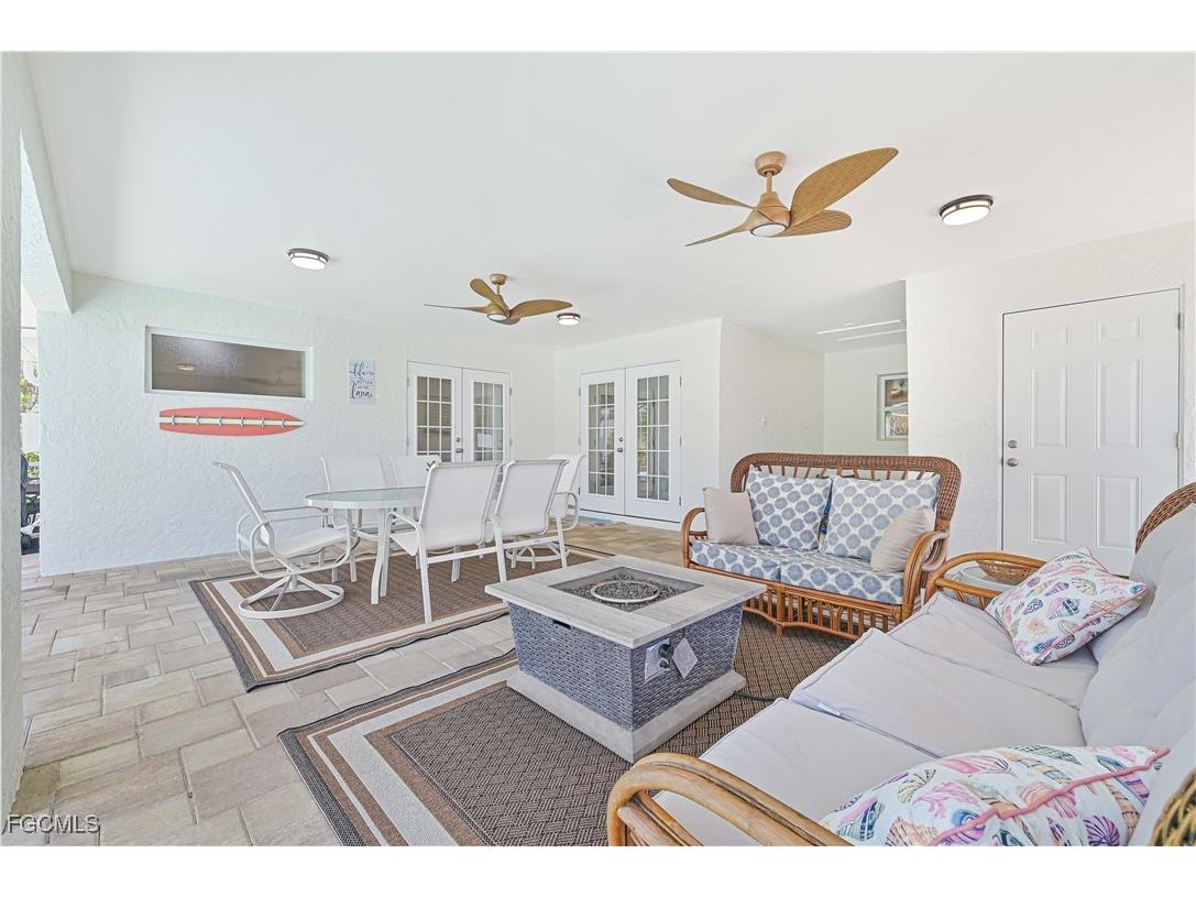 75 3rd Street Bonita Springs FL 34134 2025008586 image8