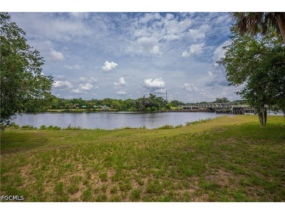 75 Ft Denaud Bridge Way Labelle FL 33935 2026020054 image11