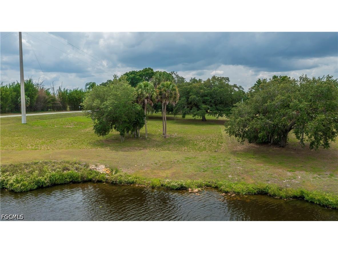 75 Ft Denaud Bridge Way Labelle FL 33935 2026020054 image18