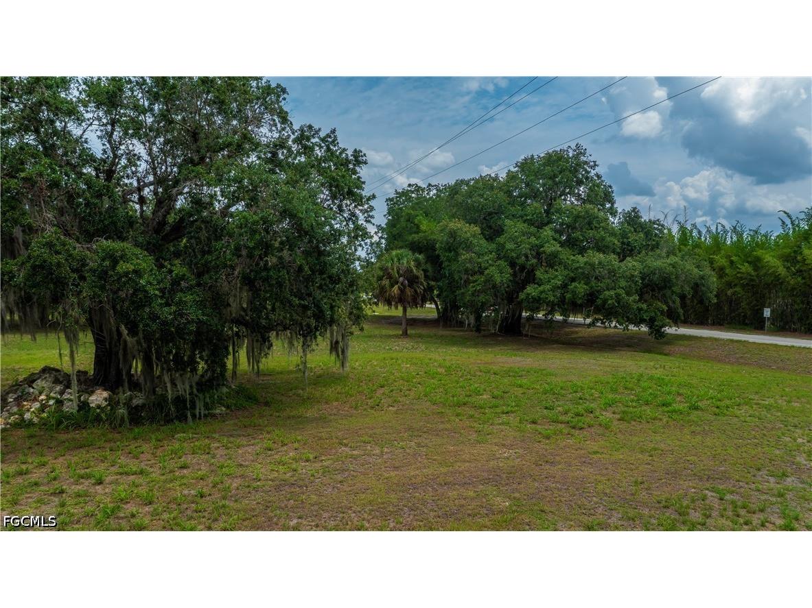 75 Ft Denaud Bridge Way Labelle FL 33935 2026020054 image3