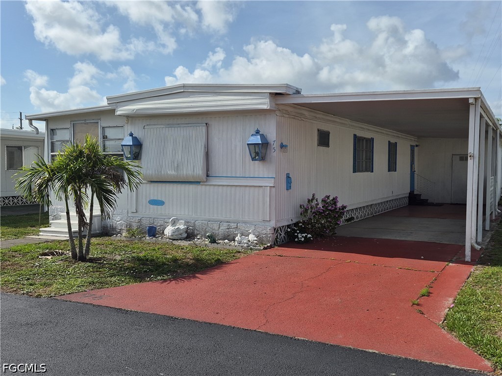 75 Hacienda Boulevard Fort Myers FL 33905 2026022206 image1