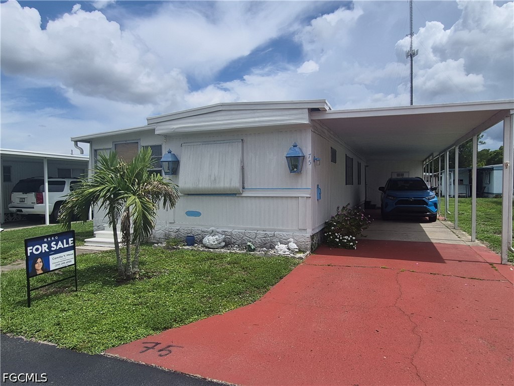 75 Hacienda Boulevard Fort Myers FL 33905 2026022206 image2