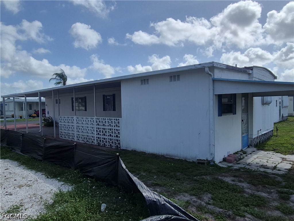 75 Hacienda Boulevard Fort Myers FL 33905 2026022206 image7