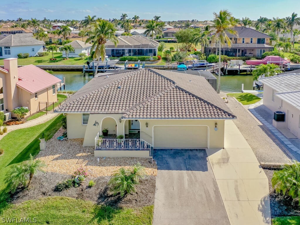 75 Madagascar Court Marco Island FL 34145 223005813 image1