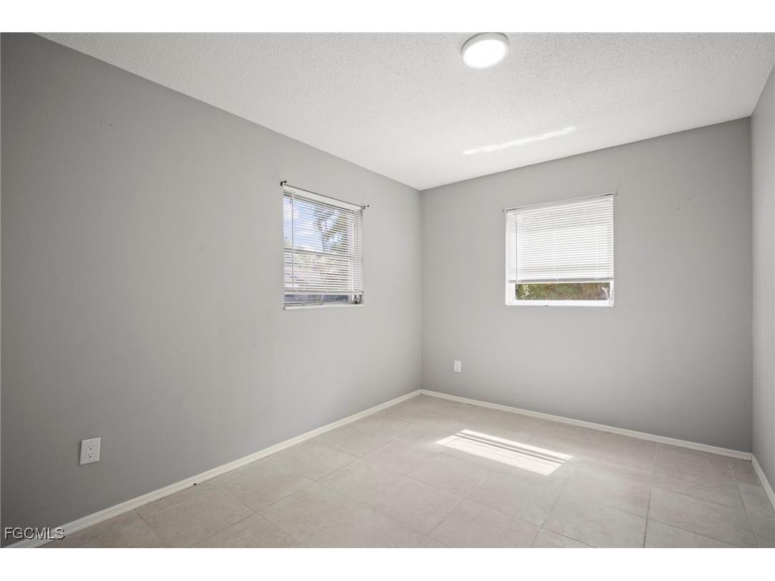 75 Cypress Street North Fort Myers FL 33903 2025006496 image14