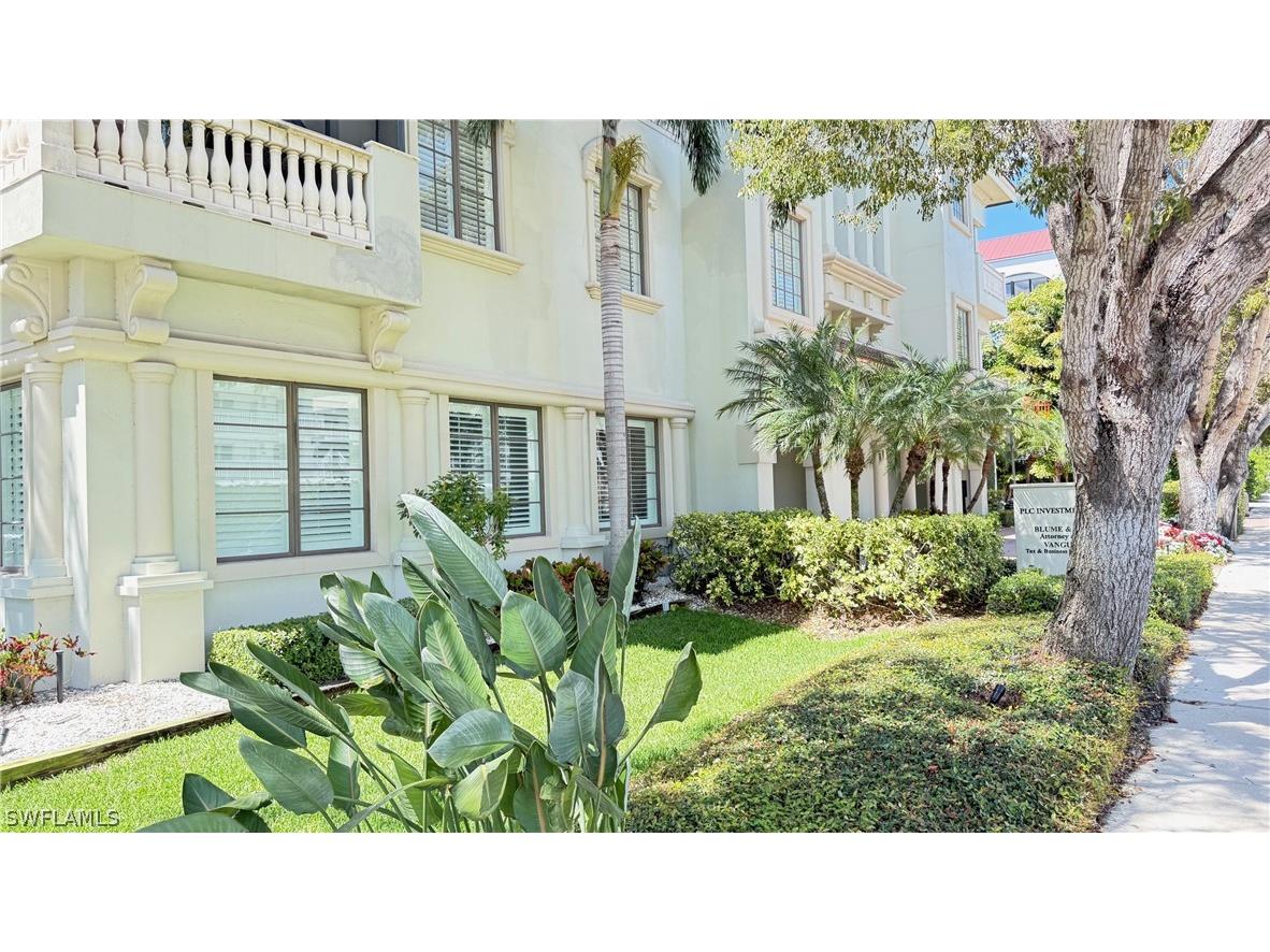 750 11th Street S #101 Naples FL 34102 226012272 image11