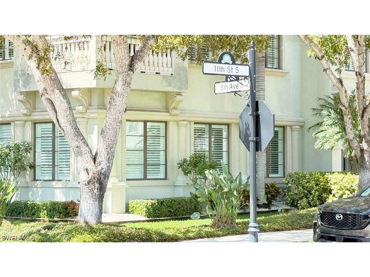 750 11th Street S #101 Naples FL 34102 226012272 image12