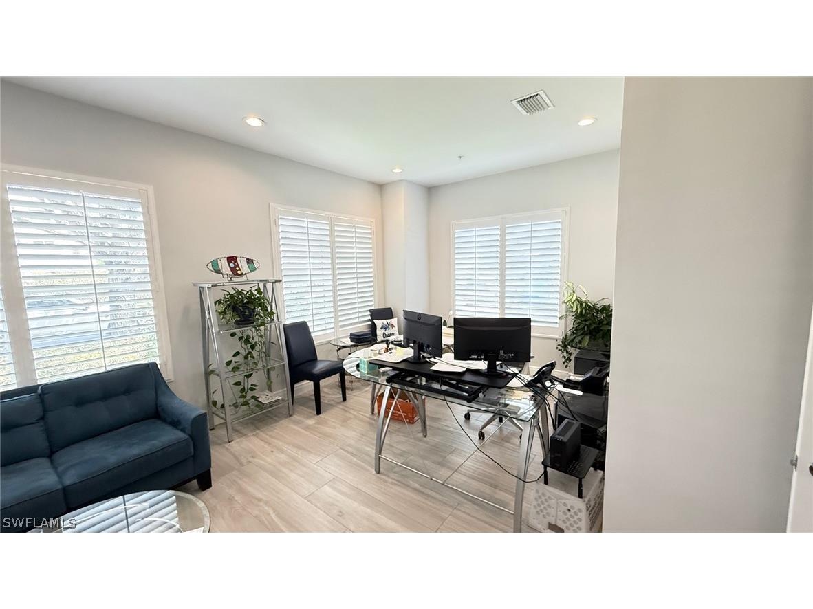 750 11th Street S #101 Naples FL 34102 226012272 image3