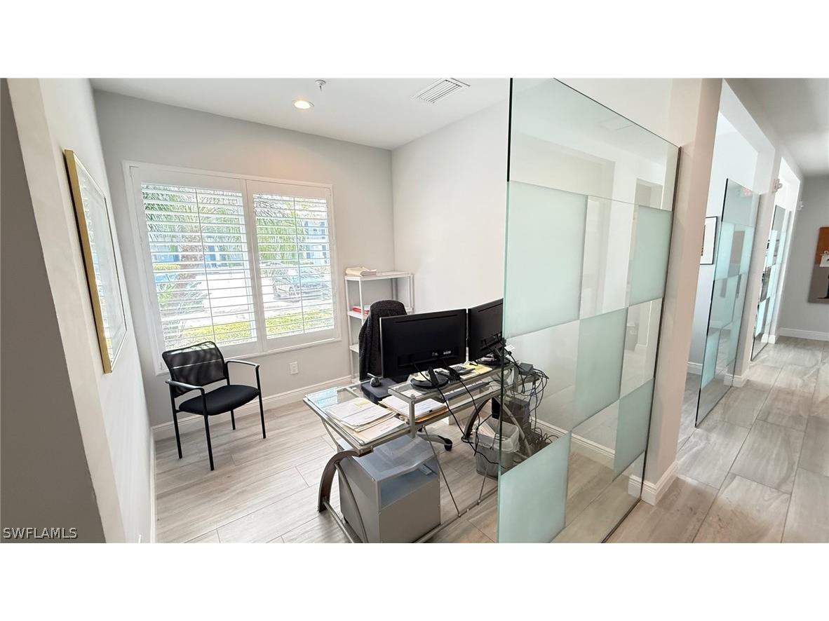 750 11th Street S #101 Naples FL 34102 226012272 image5