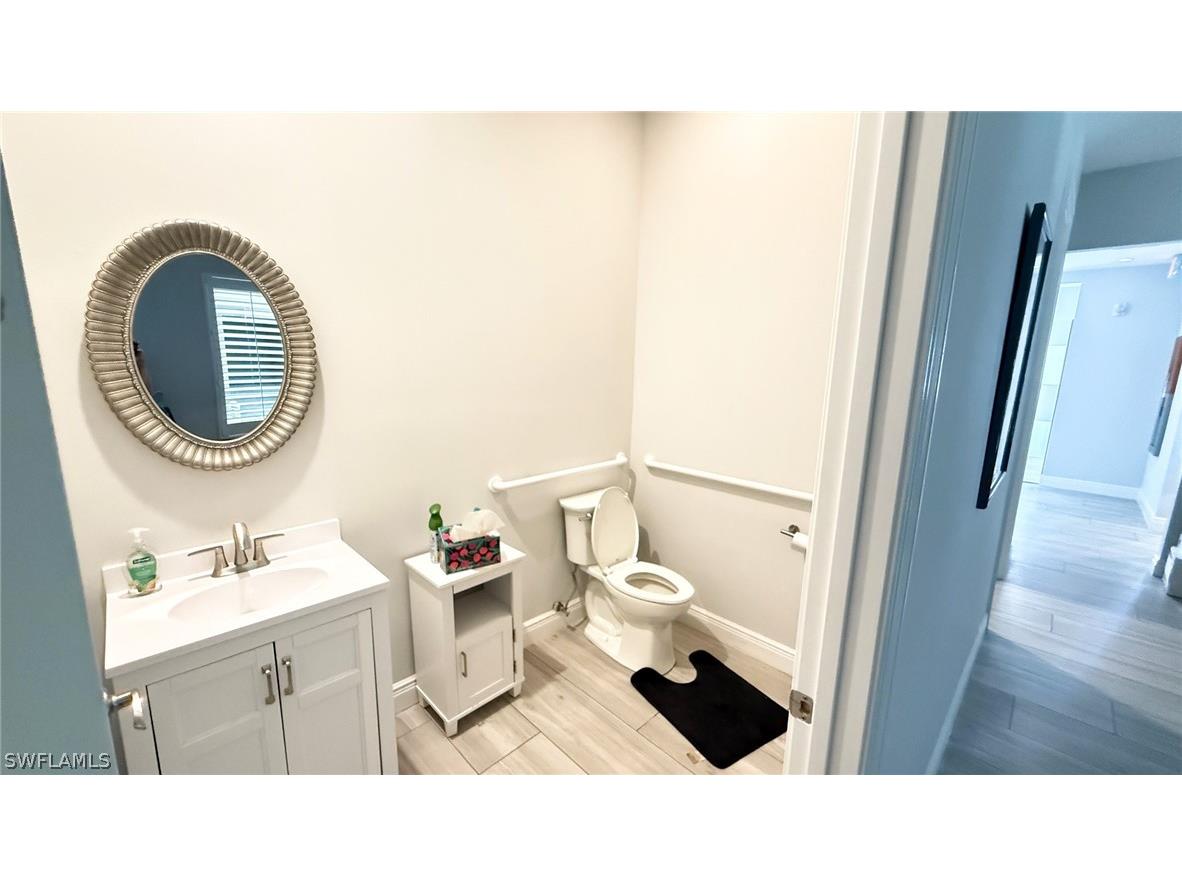 750 11th Street S #101 Naples FL 34102 226012272 image9