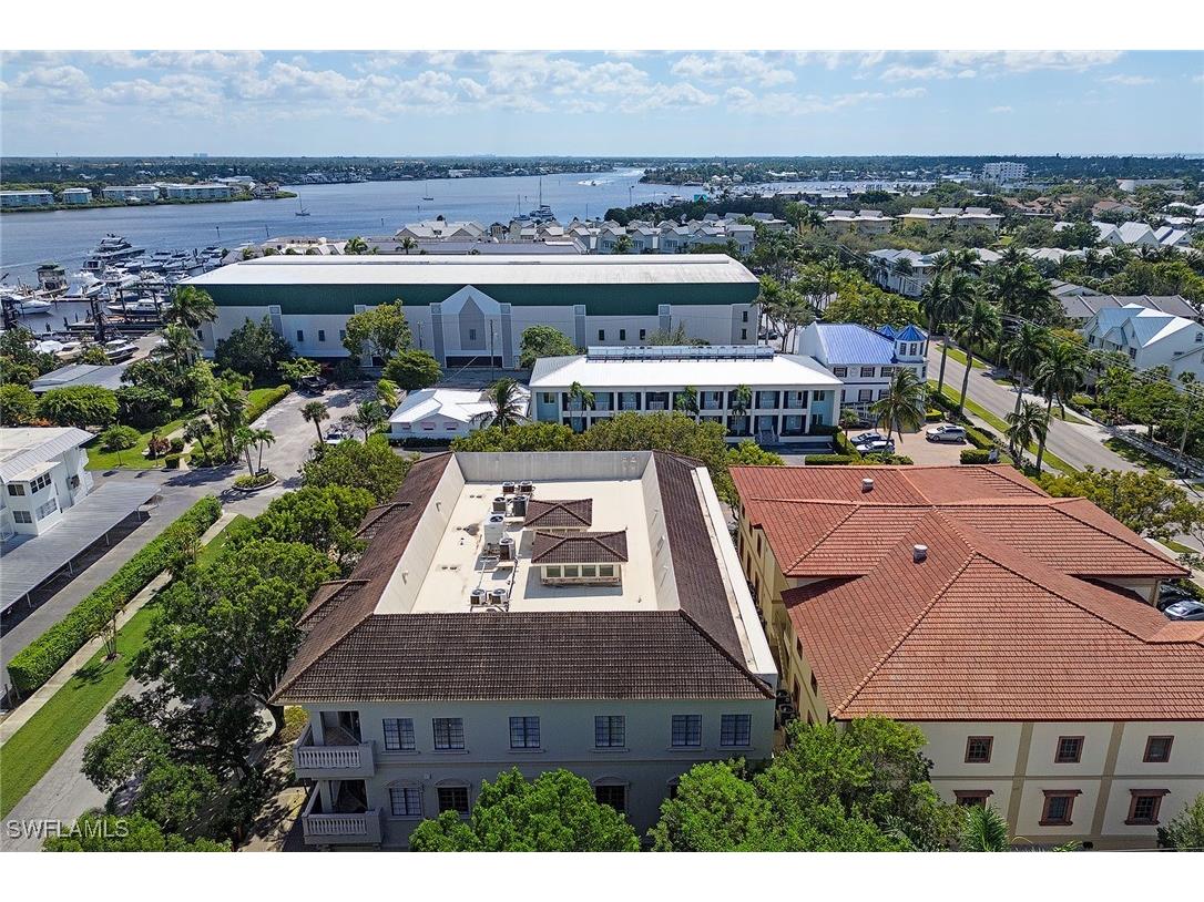 750 11th Street S #C Naples FL 34102 225078121 image25