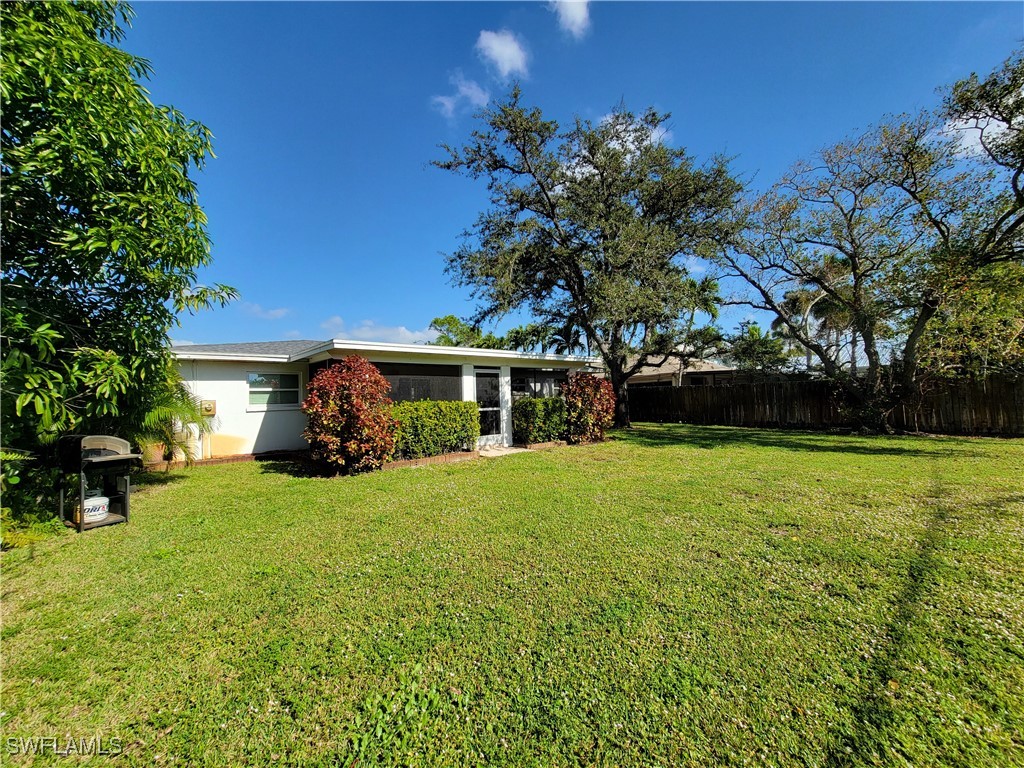 750 95th Avenue N Naples FL 34108 225079025 image2