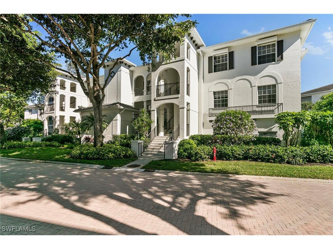 750 Bentwater Circle #203 Naples FL 34108 225085112 image23