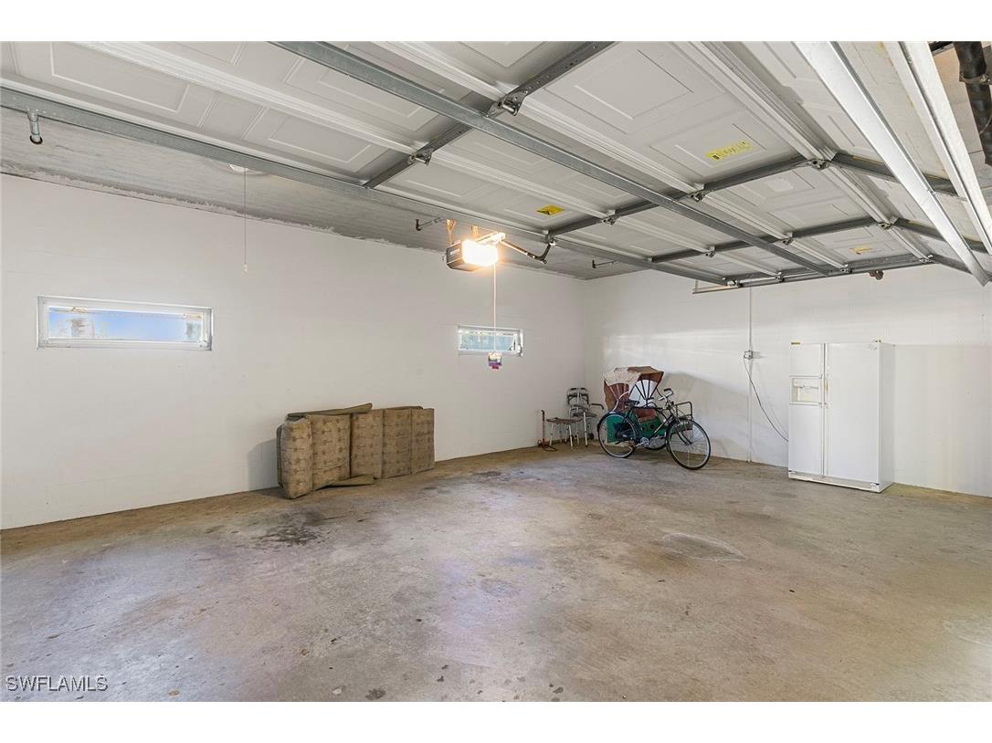 750 Bentwater Circle #203 Naples FL 34108 225085112 image25