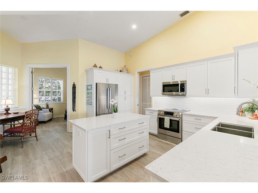 750 Bentwater Circle #203 Naples FL 34108 225085112 image26