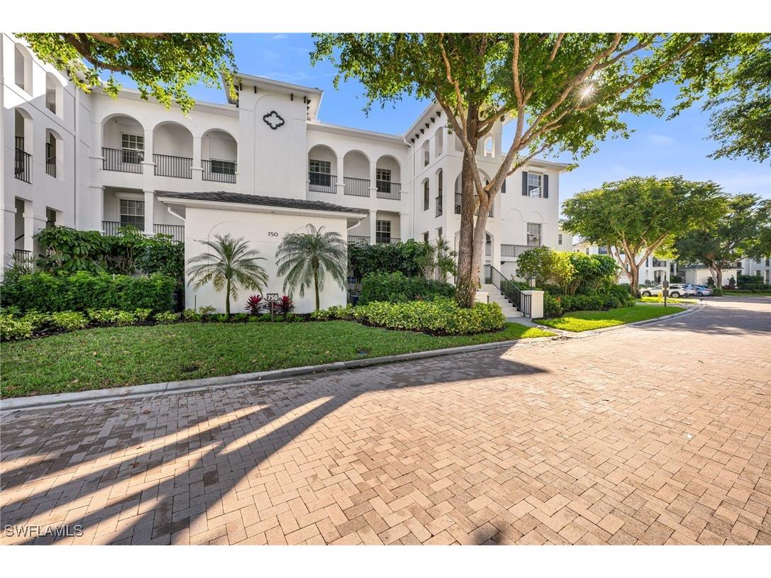 750 Bentwater Circle #204 Naples FL 34108 225021639 image1