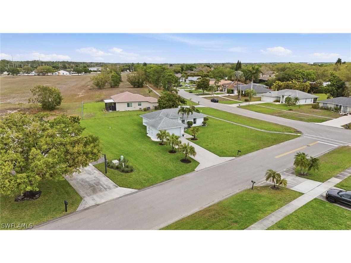 750 Cherry Blossom Court Naples FL 34120 226011697 image8