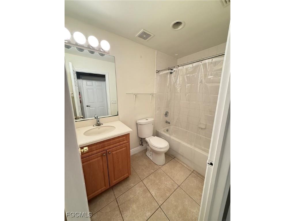 750 Halsey Avenue Lehigh Acres FL 33974 2026001128 image4