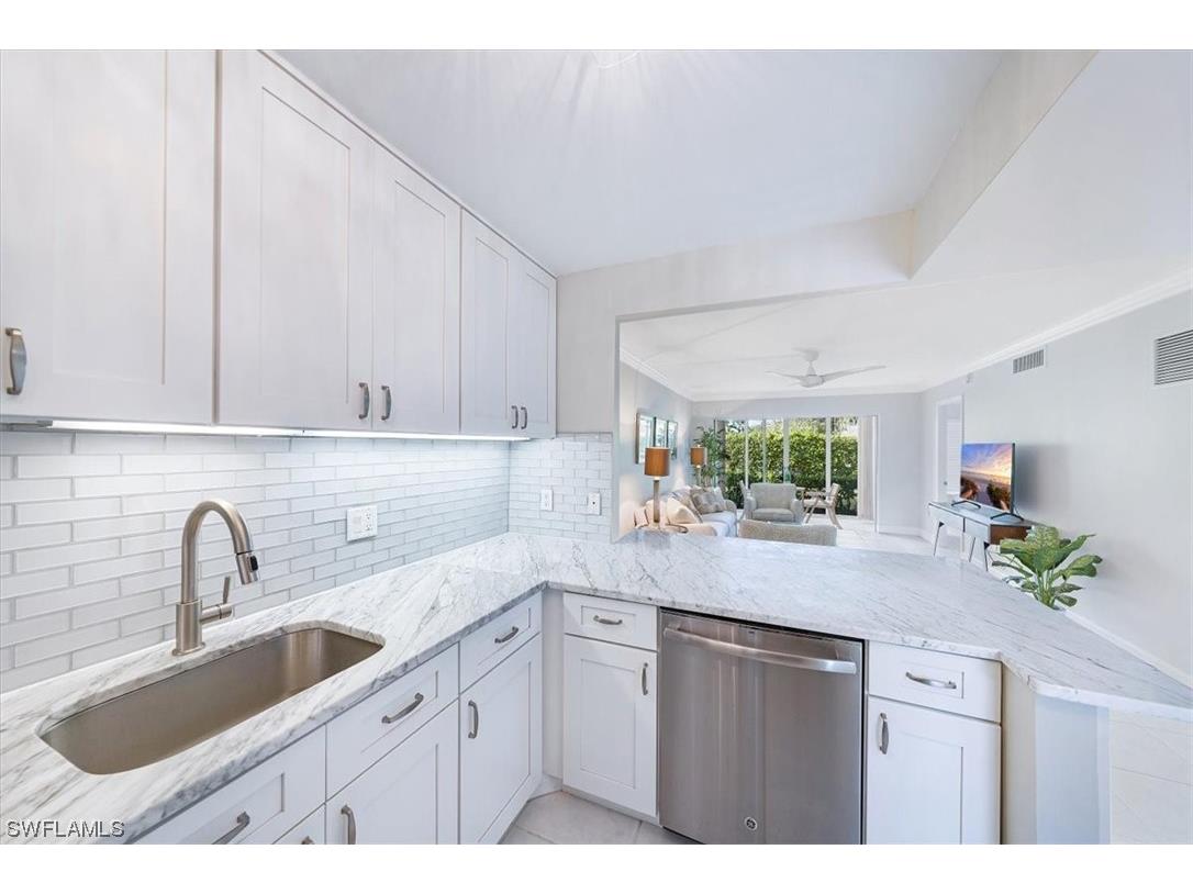 750 Mooring Line Drive #106 Naples FL 34102 224000281 image1